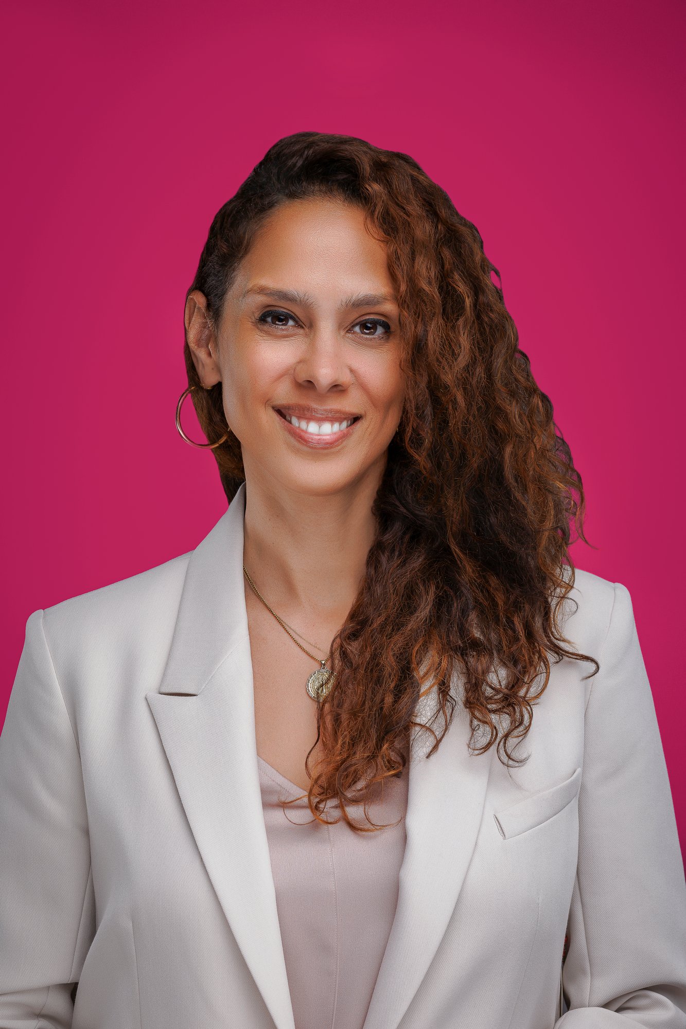 THEA MONTAÑEZ